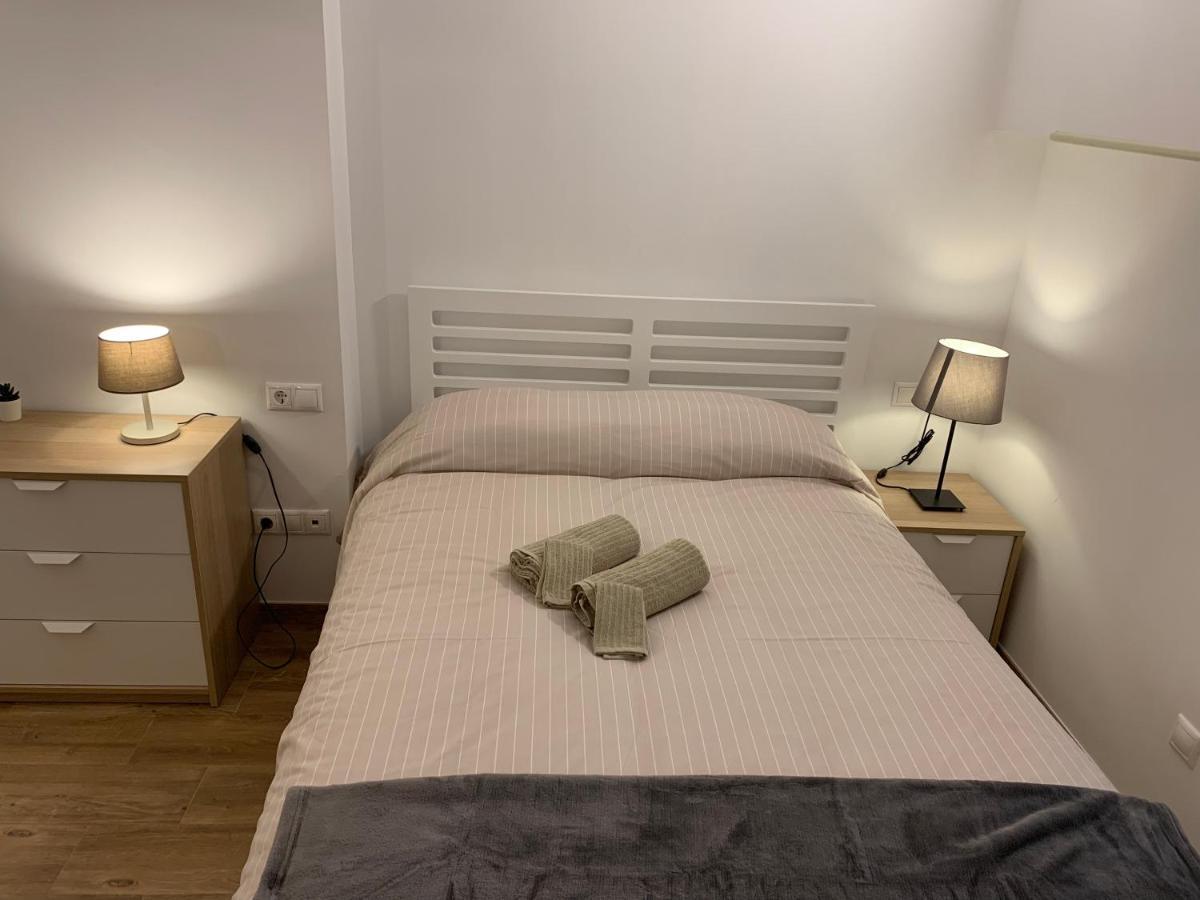 Apartaments Impro Mora d'Ebre Bagian luar foto